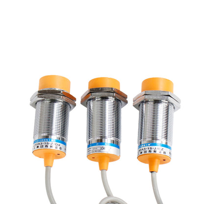 Inductive proximity switch LJ30A3-15-Z/BX: Two-wire DC normally closed, three-wire NPN normally open AC