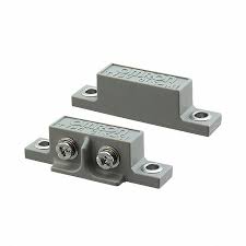OMRON/OMRON GLS magnetic proximity sensor